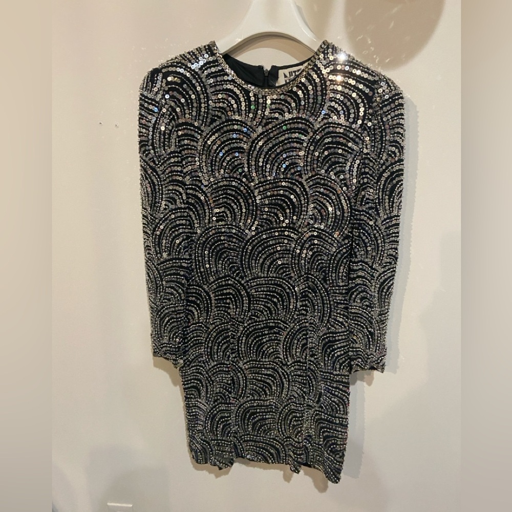 Aidan Mattox Black and Silver Sequin Long Sleeve Dress